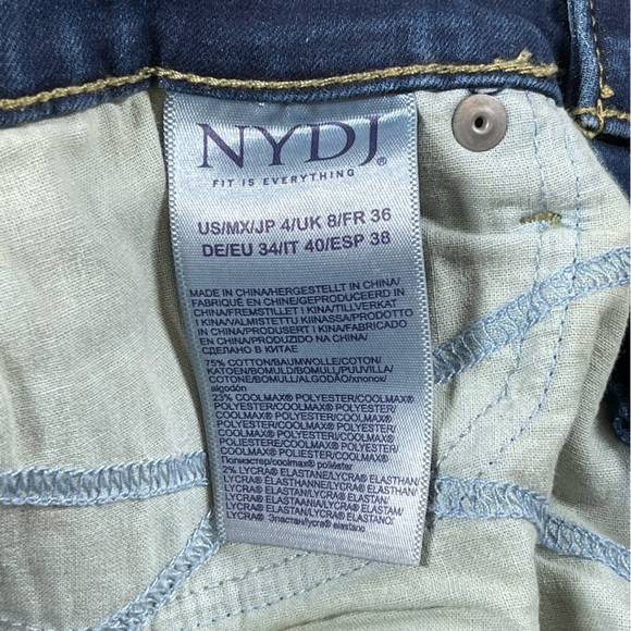 NYDJ Marilyn Straight Capris - Picture 6 of 11